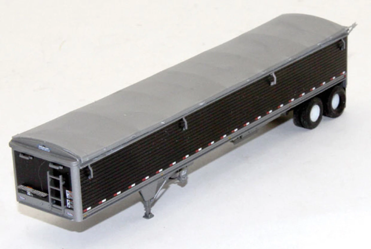 Lonestar Model 6031 - Wilson Pacesetter 43' Grain Trailer - Pre-painted Black Body / Silver Tarp - HO Scale Kit 1 Lonestar Model 6031 - Wilson Pacesetter 43' Grain Trailer - Pre-painted Black Body / Silver Tarp - HO Scale Kit