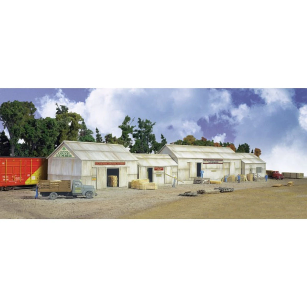 Walthers Cornerstone 933-2911 - Clayton County Lumber Kit - HO Scale 1 Walthers Cornerstone 933-2911 - Clayton County Lumber Kit - HO Scale