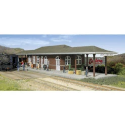 Walthers Cornerstone 933-2932 - Whitehall Station - HO Scale