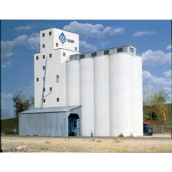 Walthers Cornerstone 933-3022 - ADM Grain Elevator Kit - HO Scale
