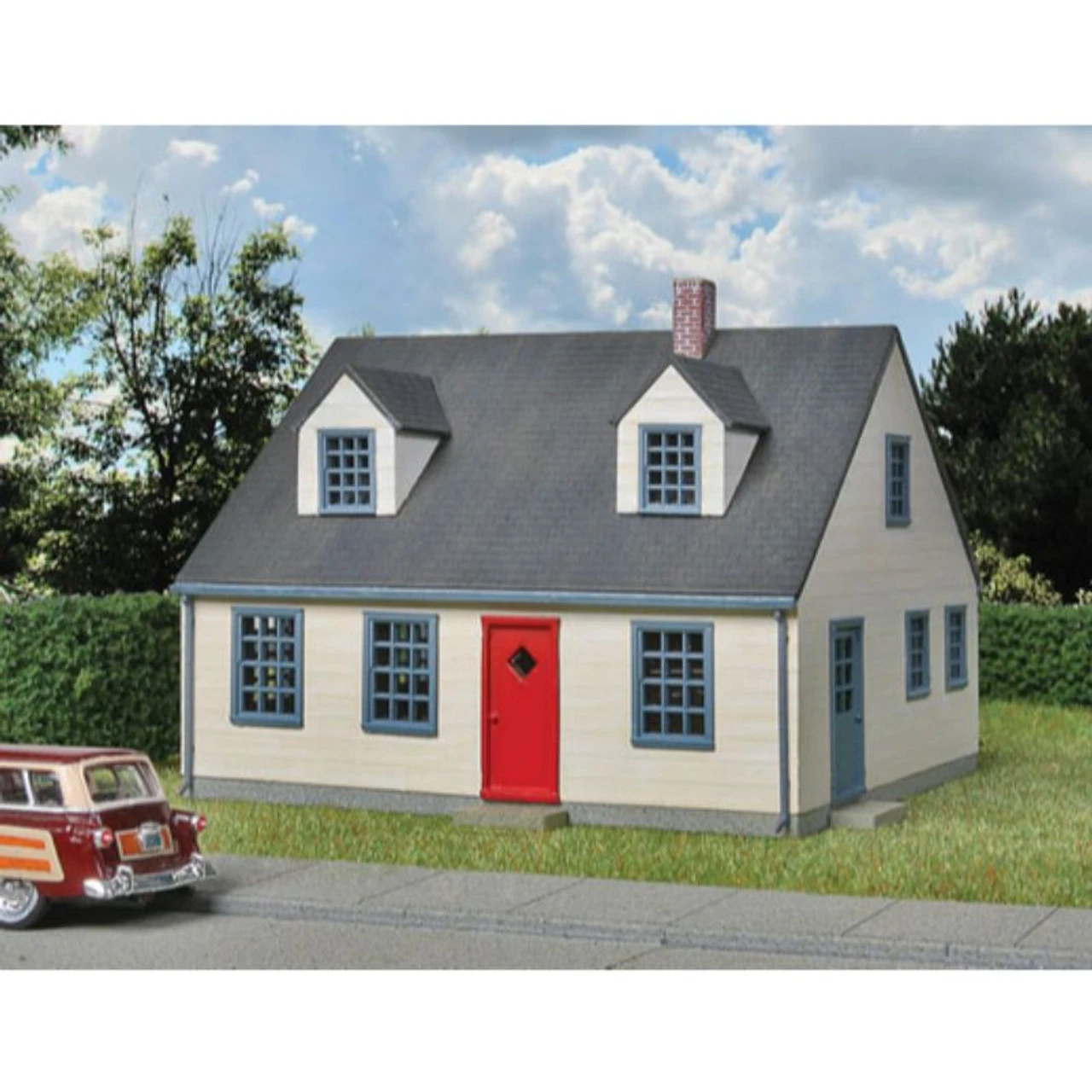 Walthers Cornerstone 933-3776 - Cape Cod House Kit - HO Scale 1 Walthers Cornerstone 933-3776 - Cape Cod House Kit - HO Scale