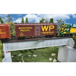 Walthers Cornerstone 933-4507 - Sngl-Trk Std Dck Brdg 70' - HO Scale