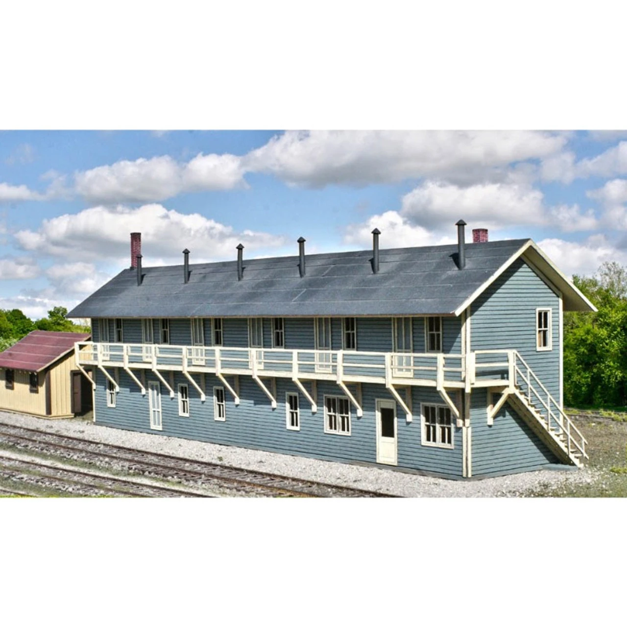 American Model Builders 613 - 2 Story Rooming House - N Scale Kit 1 American Model Builders 613 - 2 Story Rooming House - N Scale Kit