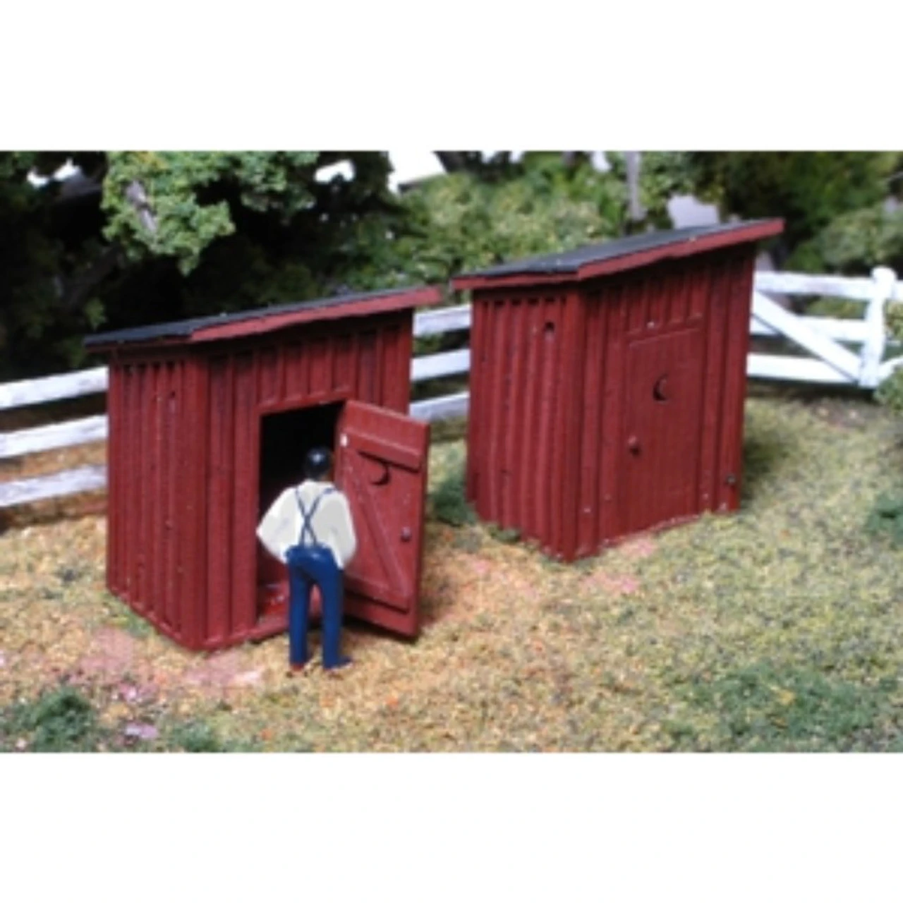 Monroe Models 2213 - Th Privies - HO Scale Kit 1 Monroe Models 2213 - Th Privies - HO Scale Kit