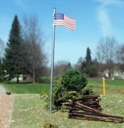 Osborn 1094 - U.S. Flag & Pole 3pk - HO Scale
