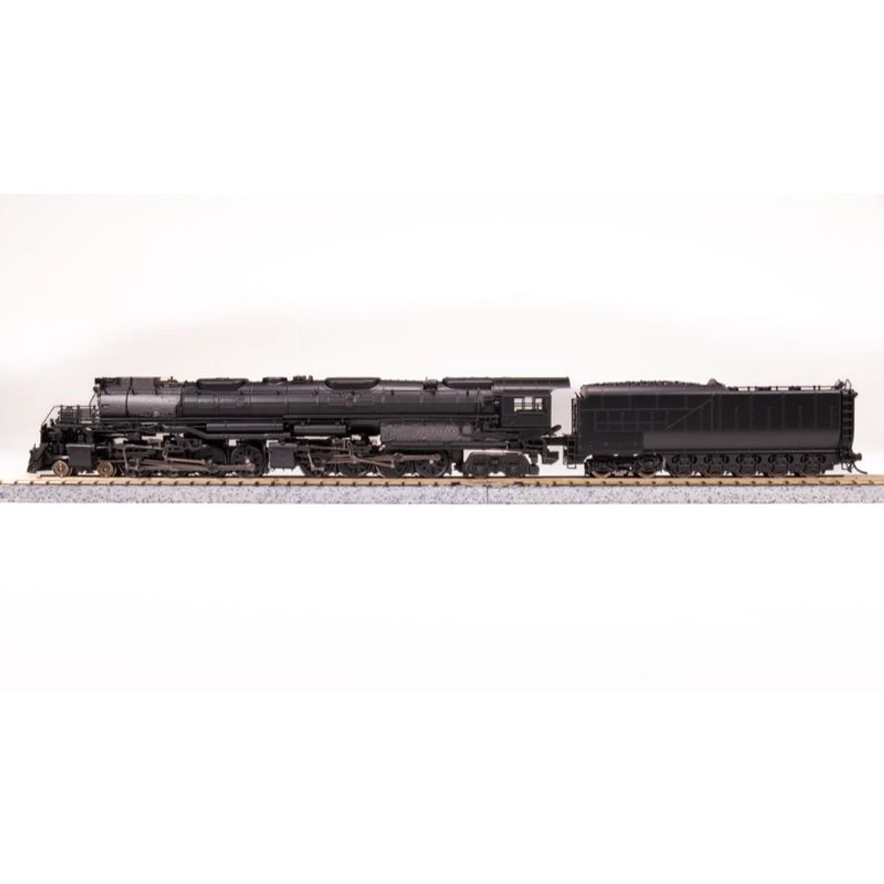 Broadway Limited 7232 - UP Big Boy, Unlettered, 1941, As-Delivered Aftercooler, 25-C-100 Coal Tender W/ Paragon4 Sound/DC/DCC/Smoke Undecorated - N Scale 1 Broadway Limited 7232 - UP Big Boy, Unlettered, 1941, As-Delivered Aftercooler, 25-C-100 Coal Tender W/ Paragon4 Sound/DC/DCC/Smoke Undecorated - N Scale