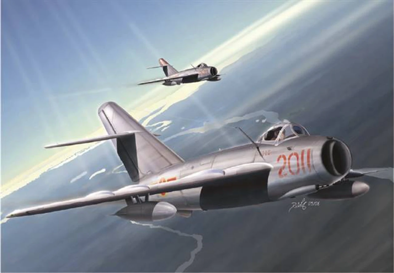 Hobby Boss 80334 - MiG-17F Fresco C Soviet Union - 1:48 Scale Kit 1 Hobby Boss 80334 - MiG-17F Fresco C Soviet Union - 1:48 Scale Kit