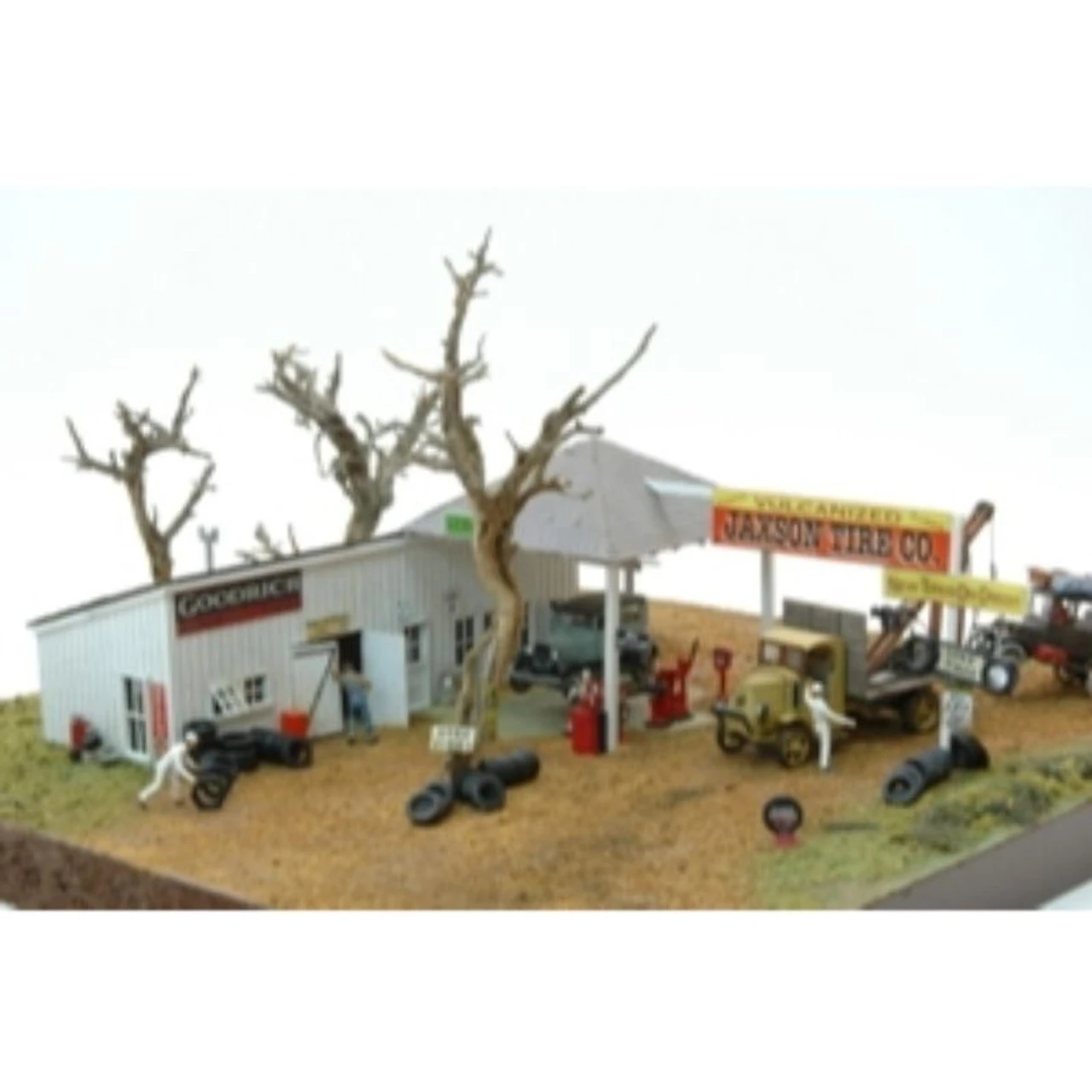JL Innovative 661 - Jaxson Tire Co. - HO Scale Kit 1 JL Innovative 661 - Jaxson Tire Co. - HO Scale Kit