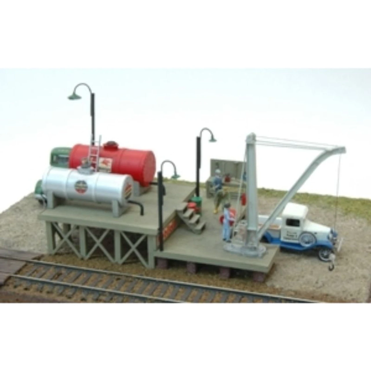 JL Innovative 671 - East Side Fuel Depot - HO Scale Kit 1 JL Innovative 671 - East Side Fuel Depot - HO Scale Kit