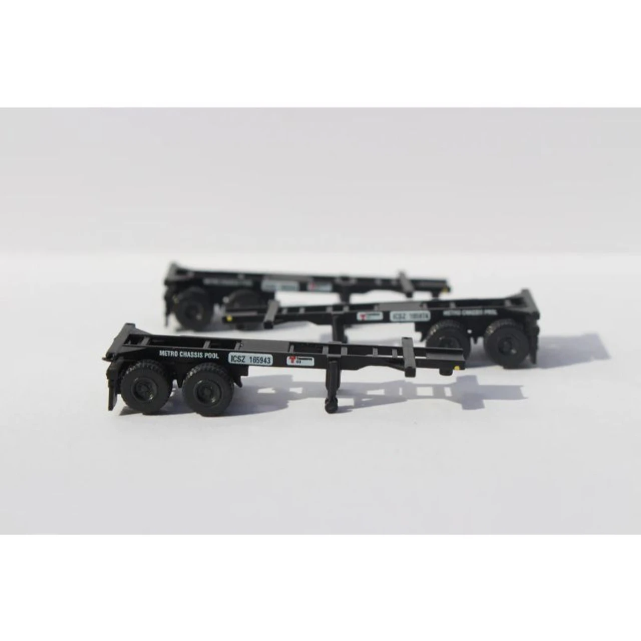 Jacksonville Terminal Co 122005 - 20' Container Chassis (3-pack) TransAmerica - N Scale 1 Jacksonville Terminal Co 122005 - 20' Container Chassis (3-pack) TransAmerica - N Scale