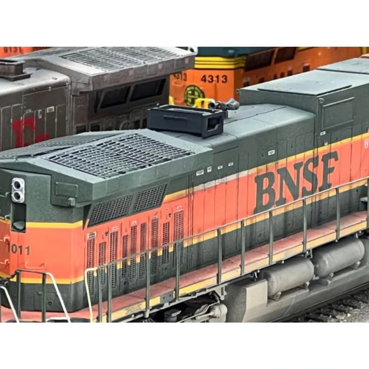 MACRail 860 - Dash 9 Exhaust Stack Cover "OPEN" (2 Pack) - HO Scale 1 MACRail 860 - Dash 9 Exhaust Stack Cover "OPEN" (2 Pack) - HO Scale