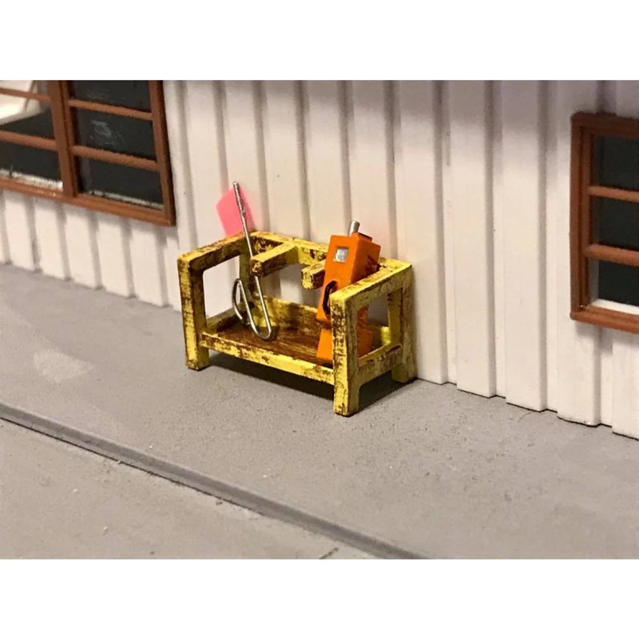 MACRail 912 - EOT Storage Rack V2.0 (Small) Weathered - HO Scale 1 MACRail 912 - EOT Storage Rack V2.0 (Small) Weathered - HO Scale