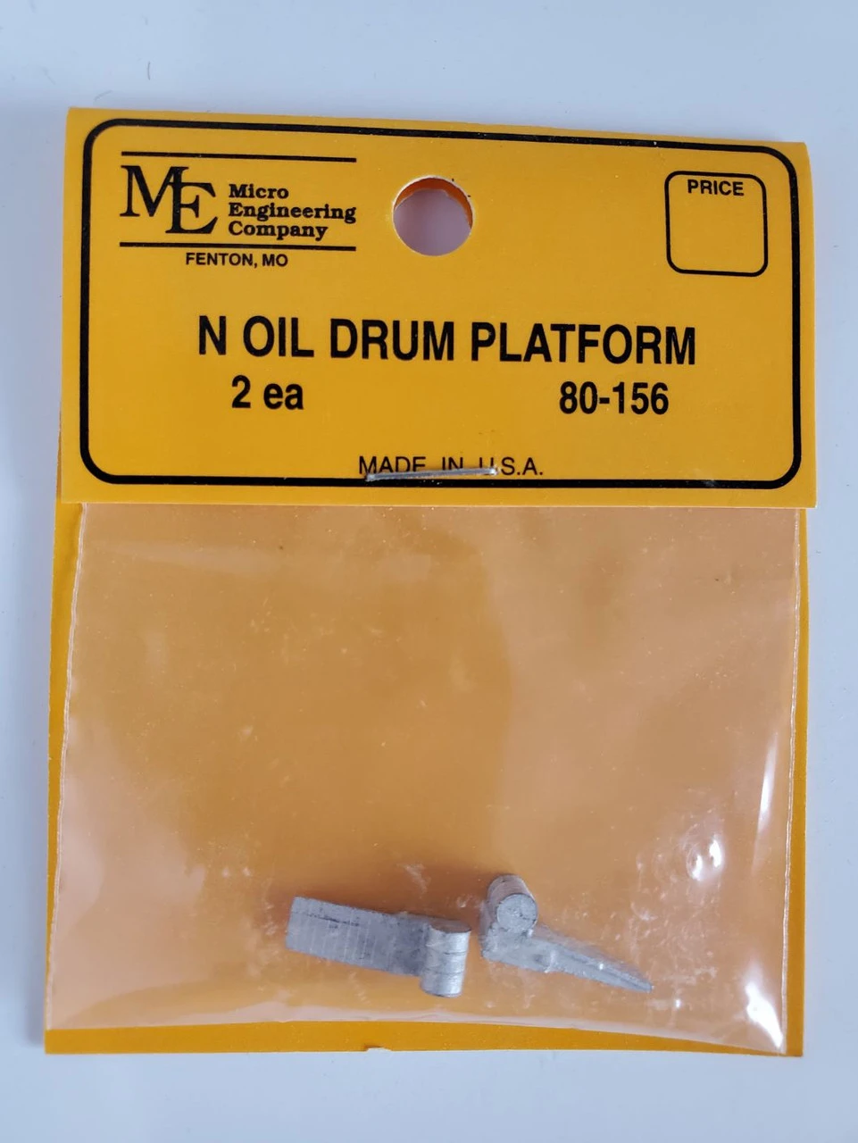 Micro Engineering 80-156 - Oil Drum Platform 2pcs - N Scale 1 Micro Engineering 80-156 - Oil Drum Platform 2pcs - N Scale
