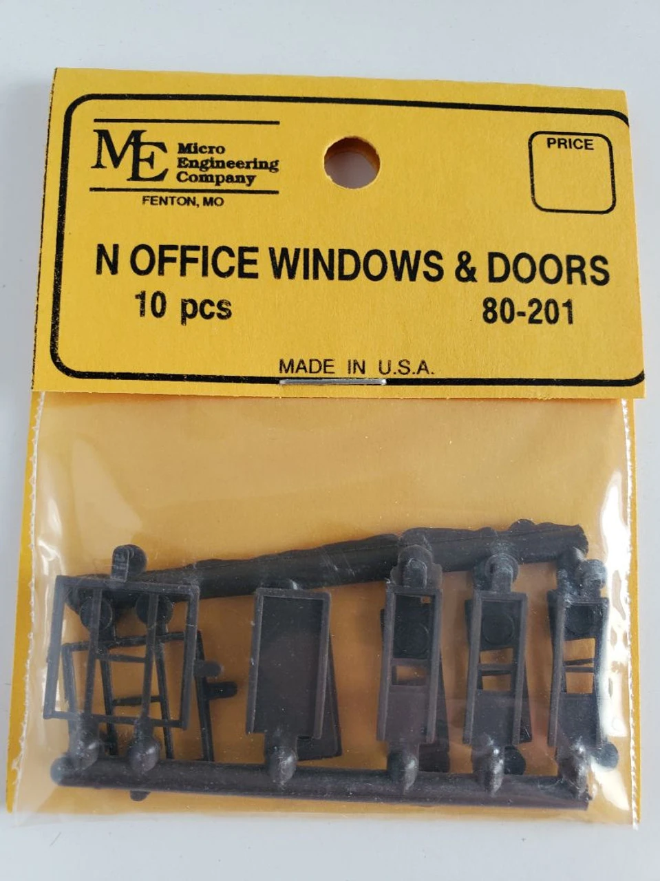 Micro Engineering 80-201 - Office Windows & Doors 10pcs - N Scale 1 Micro Engineering 80-201 - Office Windows & Doors 10pcs - N Scale