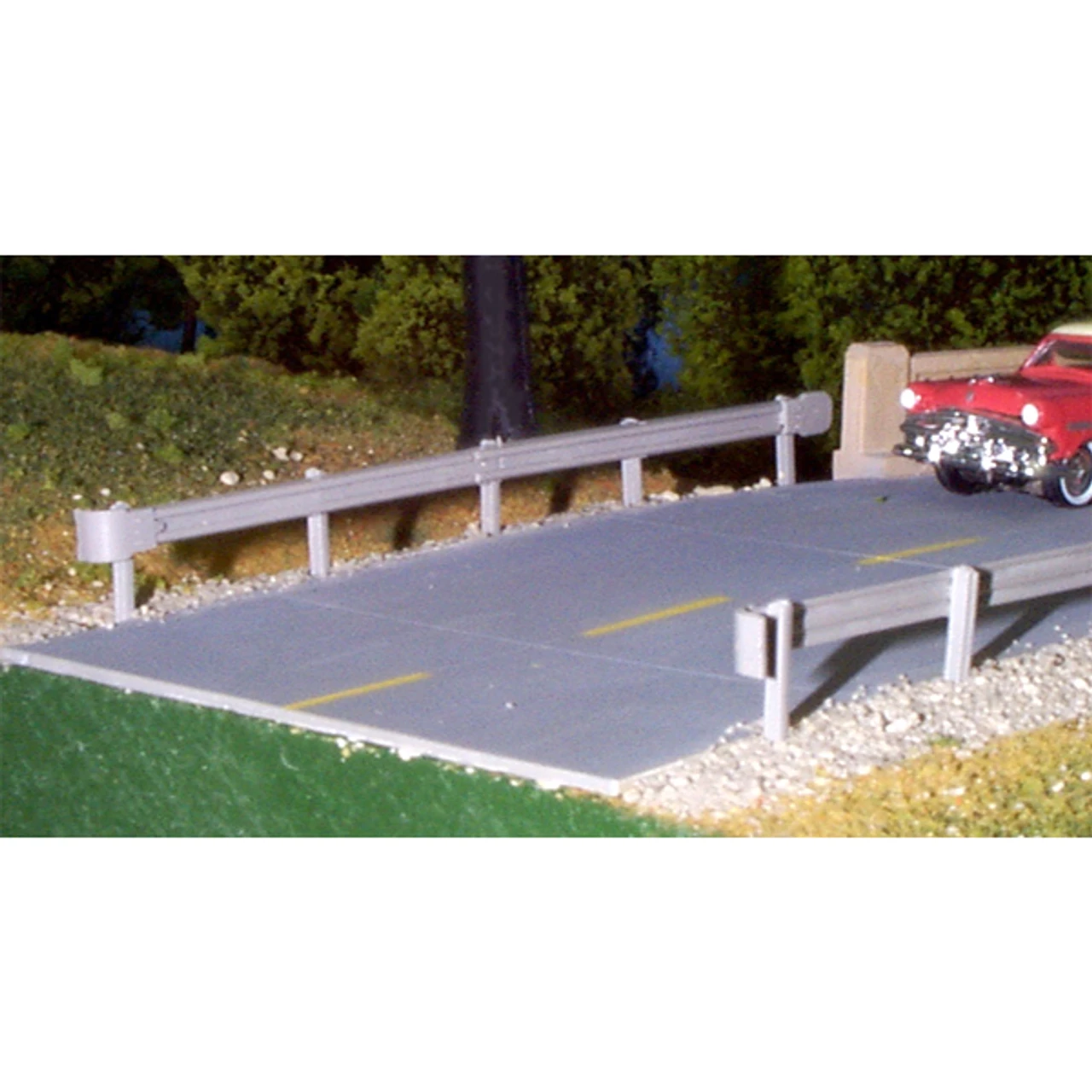 Pikestuff 541-0013 - Highway Guardrails - 6-pack - HO Scale Kit 1 Pikestuff 541-0013 - Highway Guardrails - 6-pack - HO Scale Kit