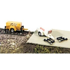 Railway Express Miniatures 2009 - Generator/Compressor Trailer With Hy-Rails(2) - N Scale Kit
