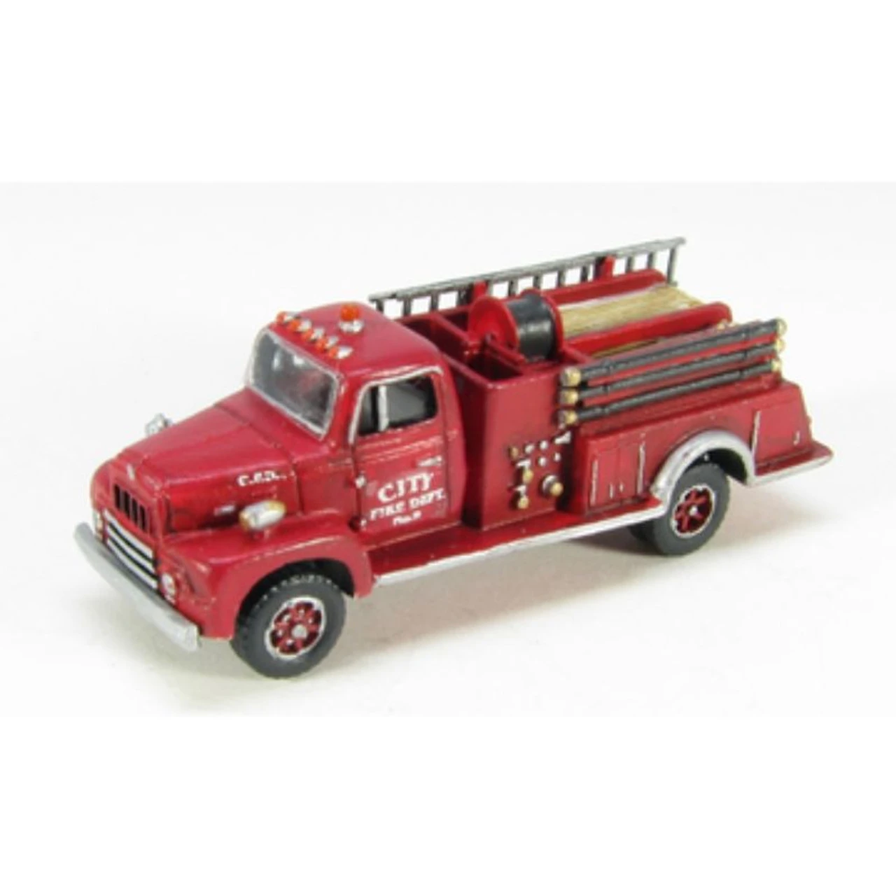 Showcase Miniatures 101 - 1950's Era R-190 Fire Truck - N Scale Kit 1 Showcase Miniatures 101 - 1950's Era R-190 Fire Truck - N Scale Kit