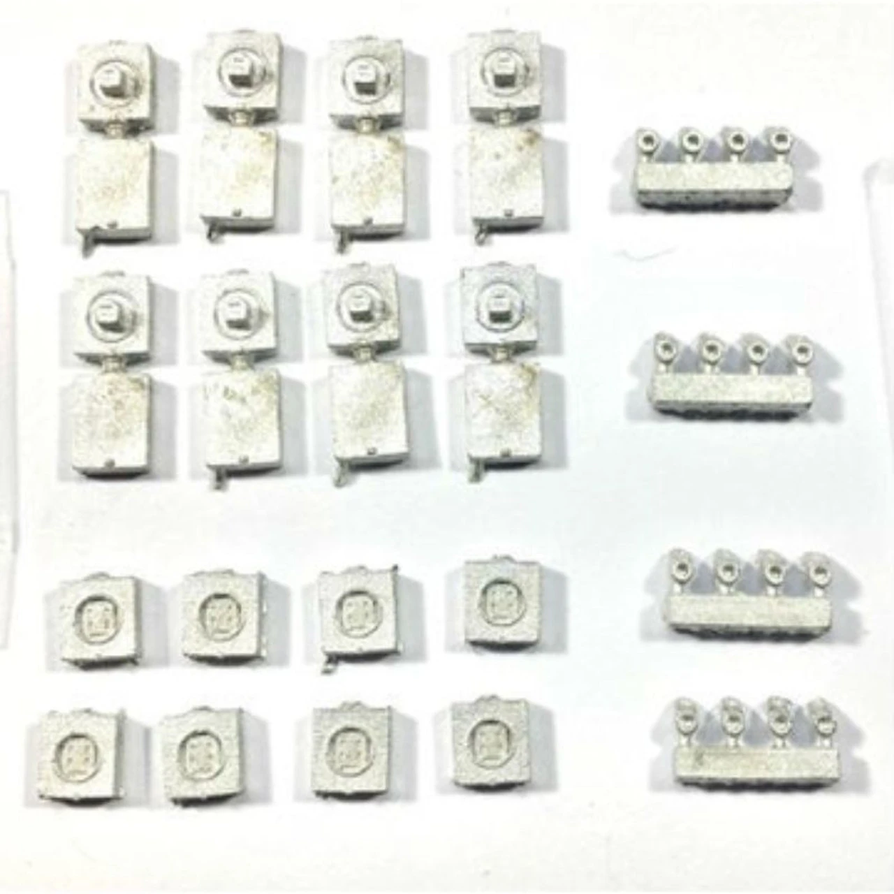 Showcase Miniatures 2331 - Power Meter Bases - HO Scale Kit 1 Showcase Miniatures 2331 - Power Meter Bases - HO Scale Kit