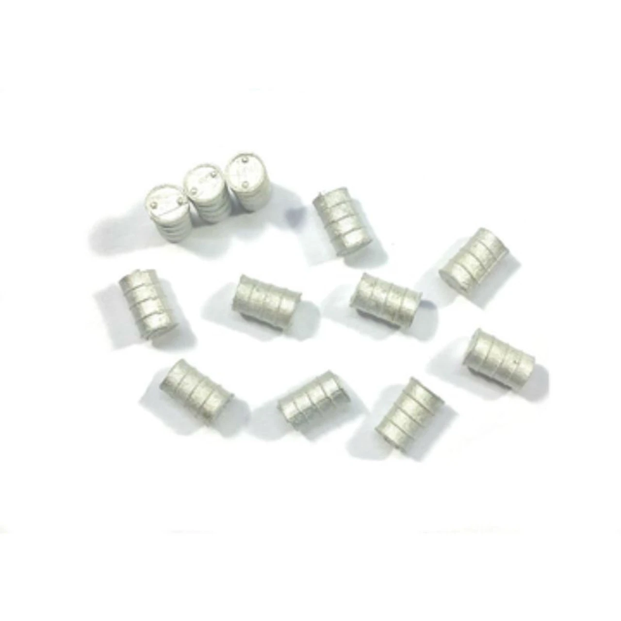 Showcase Miniatures 551 - 55 Gallon Drums - N Scale Kit 1 Showcase Miniatures 551 - 55 Gallon Drums - N Scale Kit