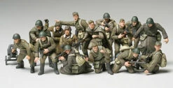 Tamiya 32521 - WWII Russian Infantry / Tank Crew Russia - 1:48 Scale Kit