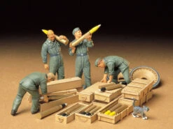Tamiya 35188 - German Tank Ammo-Loading Crew Germany - 1:35 Scale Kit