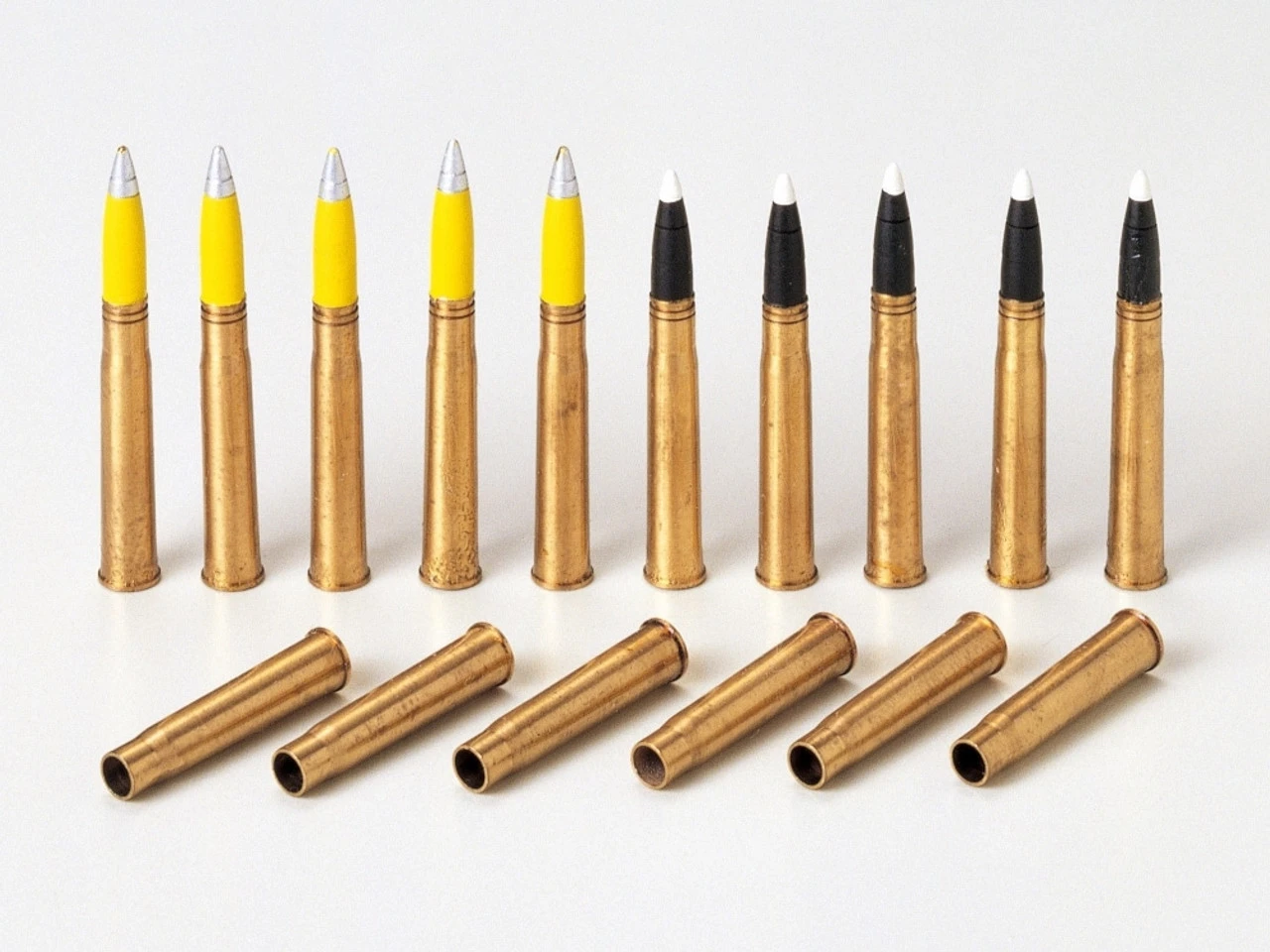 Tamiya 35189 - Tiger I Brass 88mm Projectiles Germany - 1:35 Scale Kit 1 Tamiya 35189 - Tiger I Brass 88mm Projectiles Germany - 1:35 Scale Kit