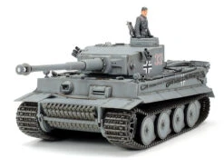 Tamiya 35216 - Ger. Tiger I Early Production Germany - 1:35 Scale Kit