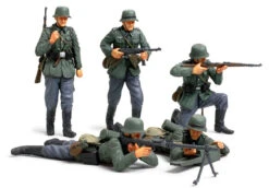 Tamiya 35293 - German Infantry Set Germany - 1:35 Scale Kit