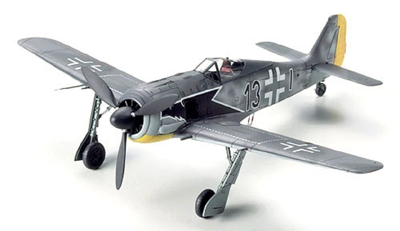 Tamiya 60766 - Focke Wolf 190 A-3 Germany - 1:72 Scale Kit 1 Tamiya 60766 - Focke Wolf 190 A-3 Germany - 1:72 Scale Kit