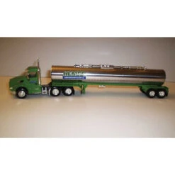 Trucks N Stuff TNS048 - Peterbilt 579 Day-Cab Tractor With Chemical Tank Trailer - Assembled - HO Scale
