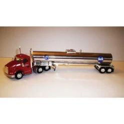 Trucks N Stuff TNS070 - Kenworth T680 Day-Cab Tractor With Food-Grade Trailer - Milkway - HO Scale
