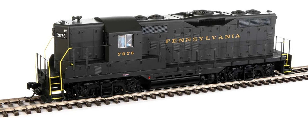 Walthers Mainline 910-10488 - EMD GP9 Pennsylvania (PRR) 7076 - HO Scale 1 Walthers Mainline 910-10488 - EMD GP9 Pennsylvania (PRR) 7076 - HO Scale
