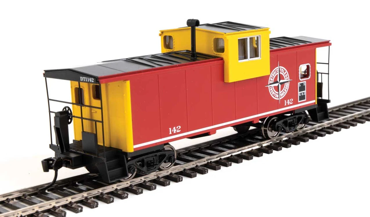 Walthers Mainline 910-8713 - International Extended Wide-Vision Caboose Detroit, Toledo And Ironton (DTI) 142 - HO Scale 1 Walthers Mainline 910-8713 - International Extended Wide-Vision Caboose Detroit, Toledo And Ironton (DTI) 142 - HO Scale