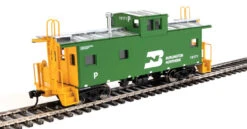 Walthers Mainline 910-8764 - International Wide-Vision Caboose Burlington Northern (BN) 10171 - HO Scale