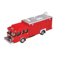 Walthers SceneMaster 949-13802 - Haz-Mat Fire Truck Red - HO Scale
